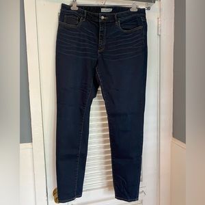 LL Bean Signature skinny jeans